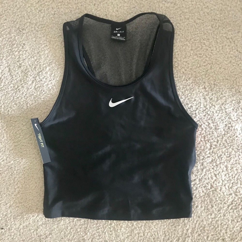 Nike women’s running shirt